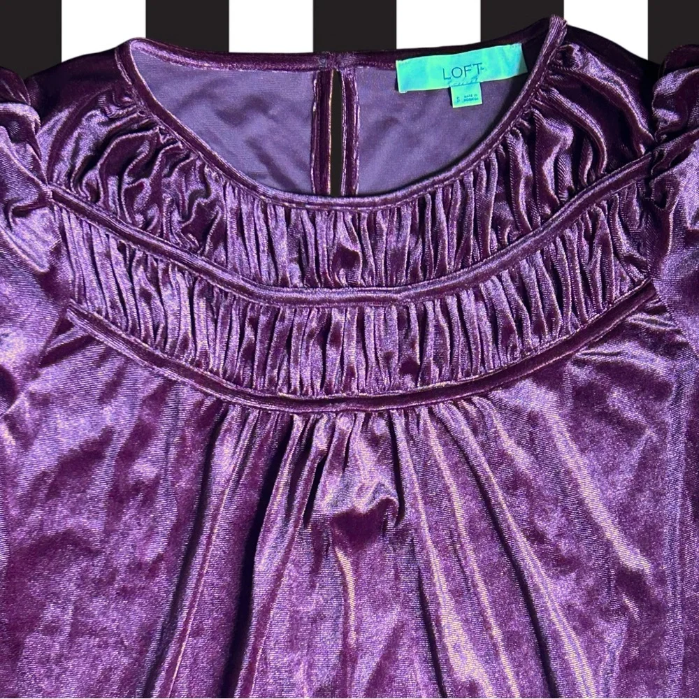 Loft Velvet Romantic Top Size S Wine Size S Whimsigoth Vampire Velour